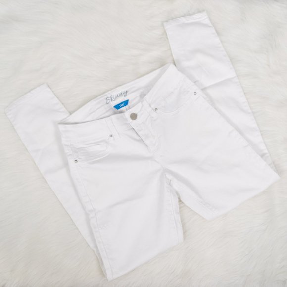 YMI Denim - 3/$20 YMI White Skinny Jeans